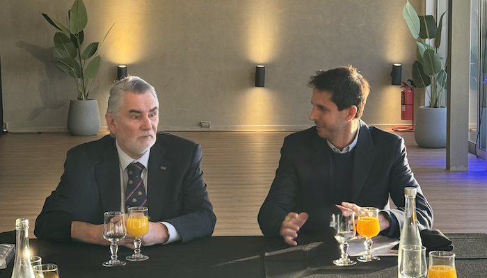 Reunión con el Dr. Ricardo Terrile
